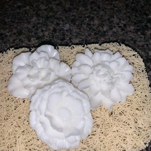 10 Mini Flowers Soaps. Party decorations